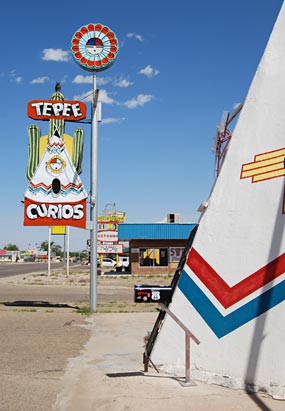 GMA's Kate Snow and her sister take a trip along old Route 66