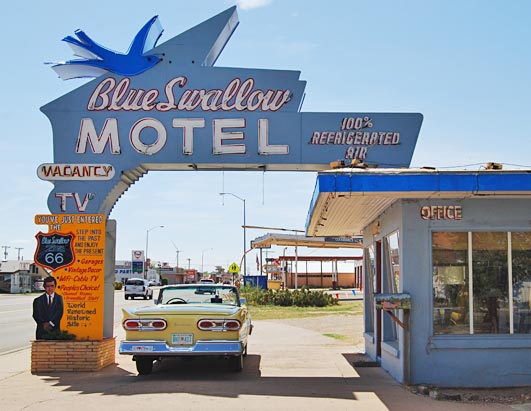 GMA's Kate Snow and her sister take a trip along old Route 66