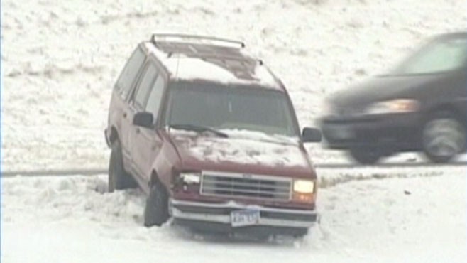 VIDEO: Blizzard prevents many on the East Coast from taking to the roads and air.
