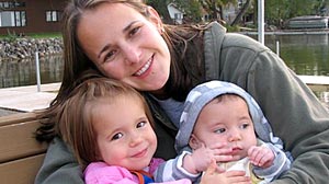 Photo: Beth Larson and daughters