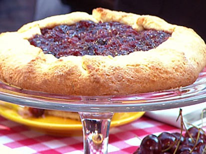 PHOTO: Mario Batali shares his recipe for a cherry jam tart with Good Morning America.