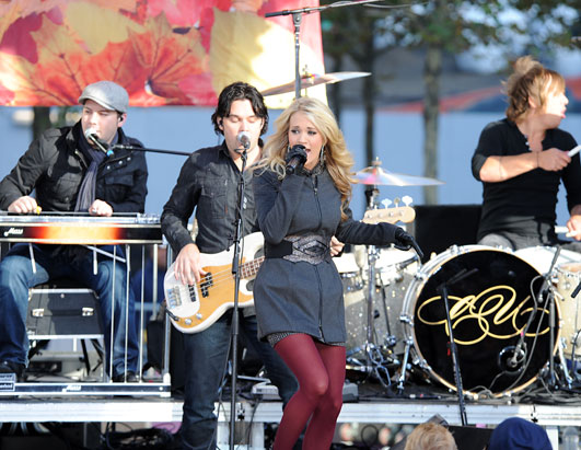 Carrie Underwood GMA Concert