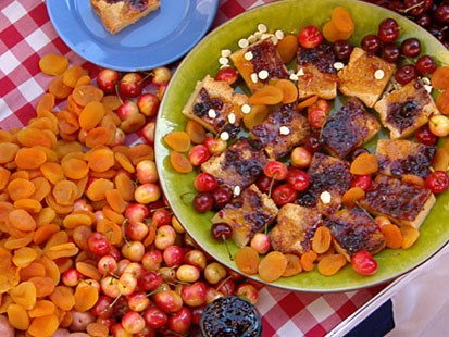 Spike Mendelsohns Cherry-Apricot Jam Blondies