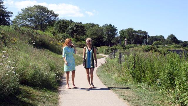 PHOTO: "Good Morning America's" Lara Spencer strolls with a friend along Cliff Walk, the 3.5 mile loop along the shoreline of Newport, R.I., that is one of the town's top attractions.
