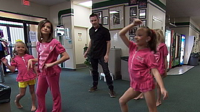 PHOTO: Stars of TLCs Dance Moms appear on Good Morning America.