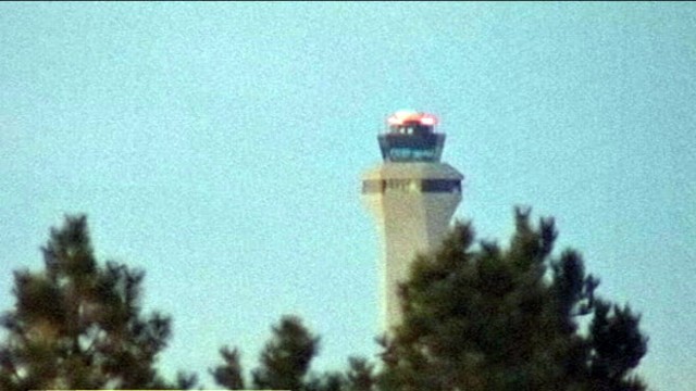VIDEO: Air traffic control under fire for delaying help after plane fills with smoke.