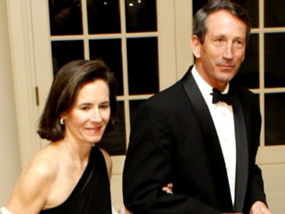 VIDEO: Friends of Gov. Mark Sanfords wife talk about how shes dealing with affair.