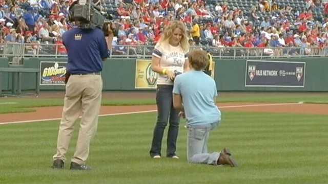 VIDEO: Man Pops the Question During First Pitch
