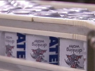 Superstorm Sandy Relief: Anheuser-Busch Turns Beer Into Water