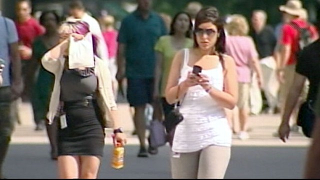 VIDEO: Dr. Richard Besser on how to help your body adjust to extreme heat, humidity.