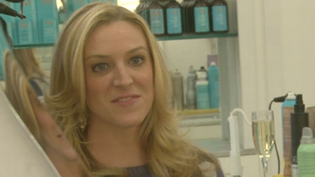 VIDEO: Blow-Out Junkies: Over-Spending Personal Budget
