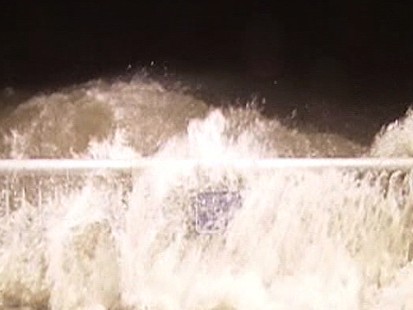 VIDEO: Gulf Coast residents wake up to pounding rain and severe flooding.
