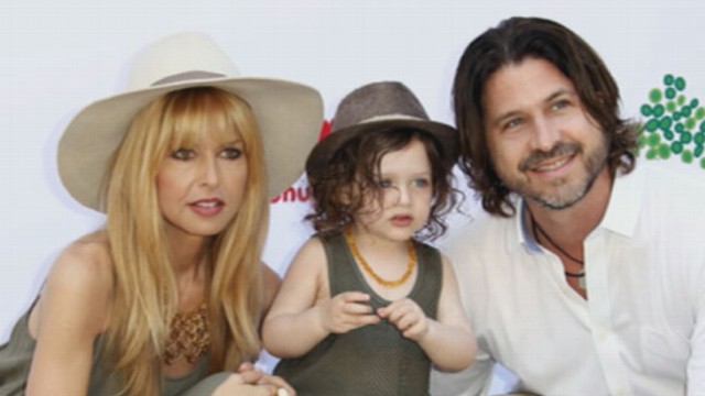 VIDEO: Celebrity stylists decision to allow her sons hair to grow out draws attention from parents.