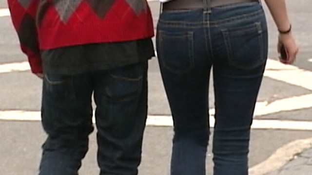 VIDEO: Experts say forgoing comfort for fashion might lead to health problems.