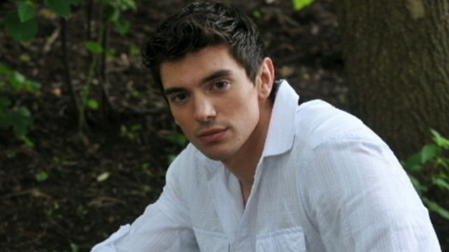 VIDEO: Steve Grand, 22, maxed out his credit card to produce, star in a popular video.