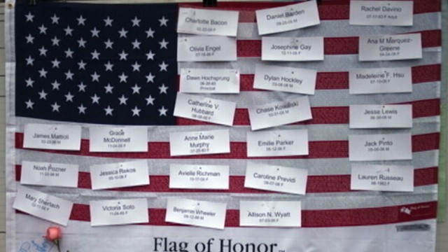 VIDEO: U.S. Mourns Loss of Life in Newtown, Conn.