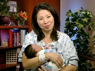 Anchor Gives Birth On Expressway