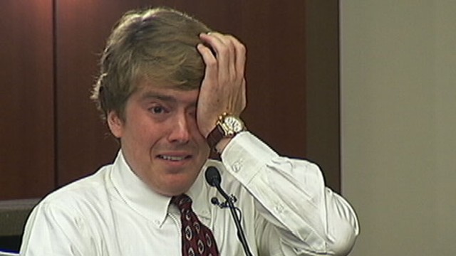 VIDEO: The convicted stalker had acted as his own attorney during murder trial.