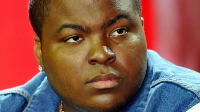 VIDEO: The singer and a woman are hospitalized after jet ski accident.