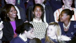 VIDEO: The president's daughters seemed less than thrilled during their trip to Ireland.