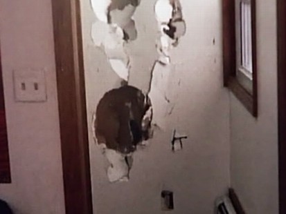 VIDEO: Social media leads to home-wrecking party