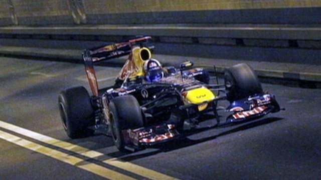 VIDEO: Formula 1 Driver Races Down NYs Lincoln Tunnel