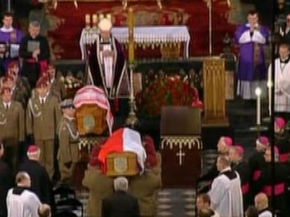 VIDEO: Poland Mournes the Death of Its President