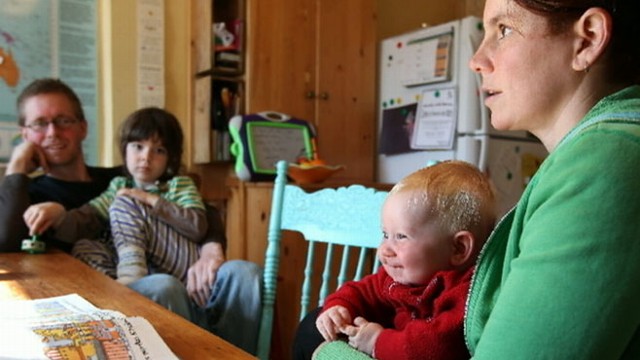VIDEO: Couple Hopes to Raise a "Gender-less" Child