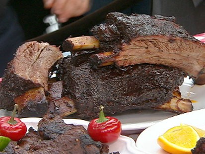 A picture of grilled ribs.