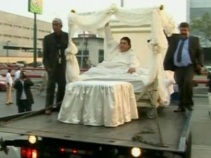 A picture of the heaviest man in the world on his wedding day.