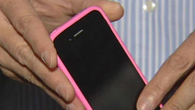 VIDEO: Problems With the New iPhone