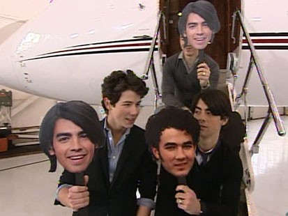 VIDEO: Jonas Brothers put their sibling knowledge to the test.