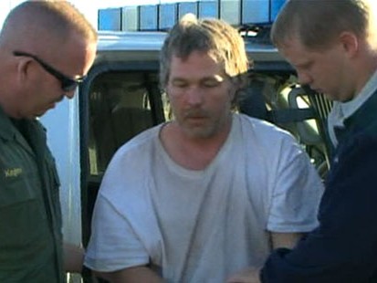 VIDEO: A schizophrenic man escaped during an outing from a mental hospital.