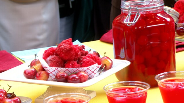 VIDEO: Video of San Diego man preparing a deep-fried snack fuels new fried-food trend.