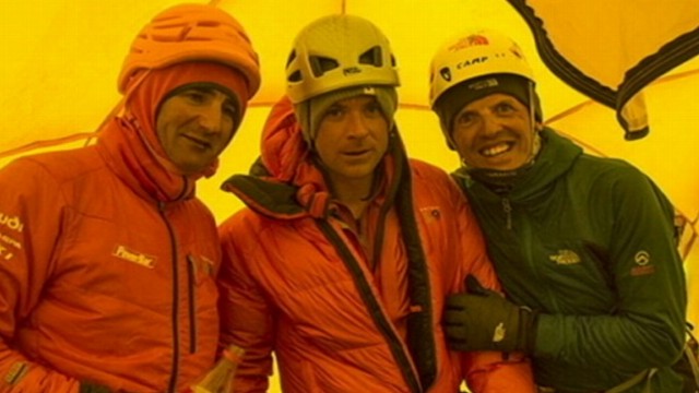 Video: Alleged Mob of Sherpas Attack Climbers on Everest