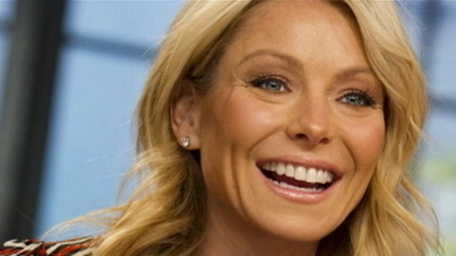 VIDEO: Lara Spencer explains what has people buzzing on the "GMA" Pop News Heat Index.