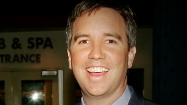 VIDEO: Robert Kennedys son tried to leave the hospital with his 3-day-old baby.