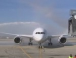 VIDEO: Oil filter malfunction is the latest nightmare for Boeing's dreamliners.