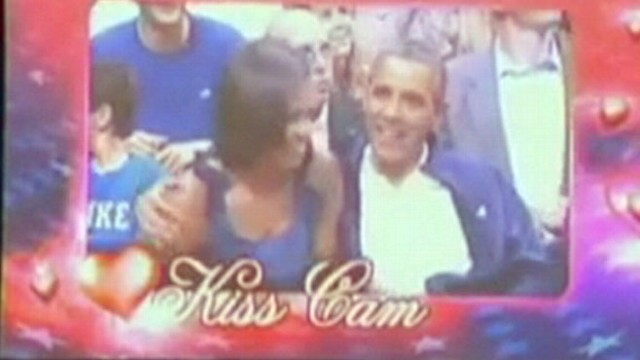 VIDEO: President, Michelle Obama Caught on Kiss Cam