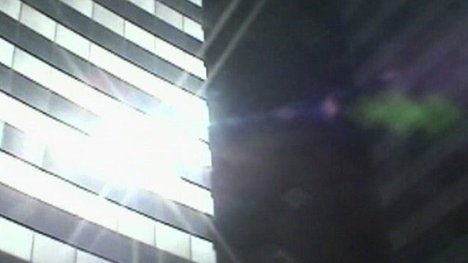 VIDEO: Vdara's energy-efficient windows turn the sun's rays into laserlike beams.