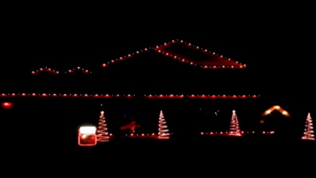 VIDEO: Check out these animated lights from the Hight family of Surprise, Ariz!