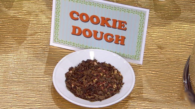 VIDEO: DAVIDsTea Makes Specially Flavored Dessert Teas