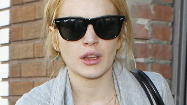 VIDEO: Lindsey Lohan Accused of Stealing