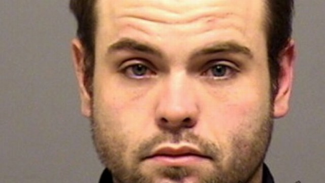 VIDEO: A man in Portland, Oregon accidentally dials the emergency number while committing a crime.