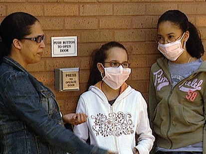 VIDEO: Schools across the U.S. cancel classes as fear over flus threat spreads.