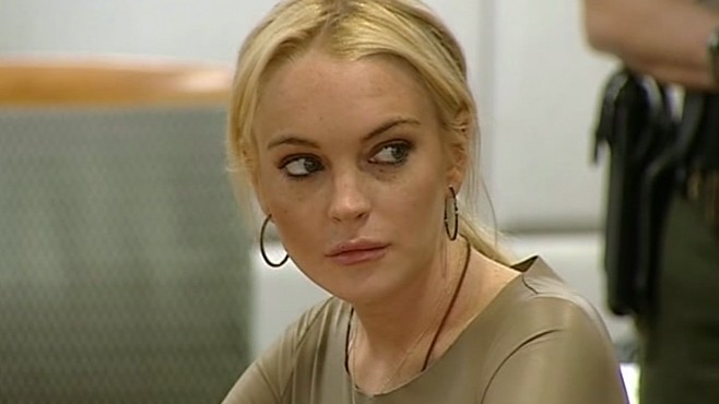 VIDEO: The actress accused of theft rejects a plea deal in favor of a trial.