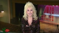 VIDEO: Dolly Parton's Wardrobe Malfunction