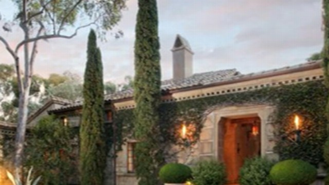 Video: Ellen DeGeneres, Portia de Rossi Sport New Digs