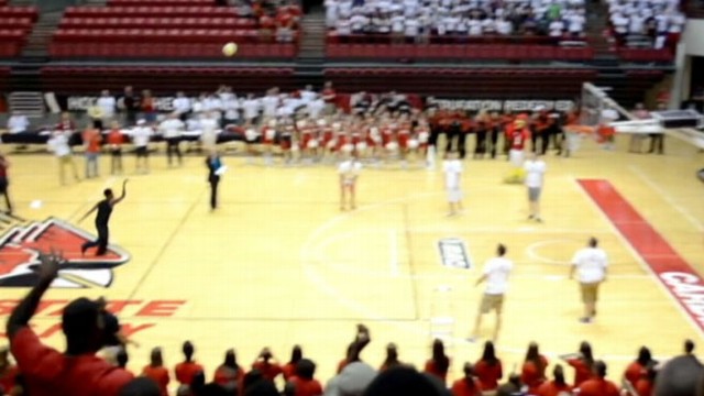 VIDEO: Markus Burden made an incredible shot to win free tuition on his first day of school.