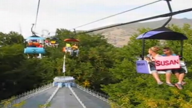 VIDEO: Couple rides Lagoon?s Sky Ride as signs pass in opposite direction popping the question.